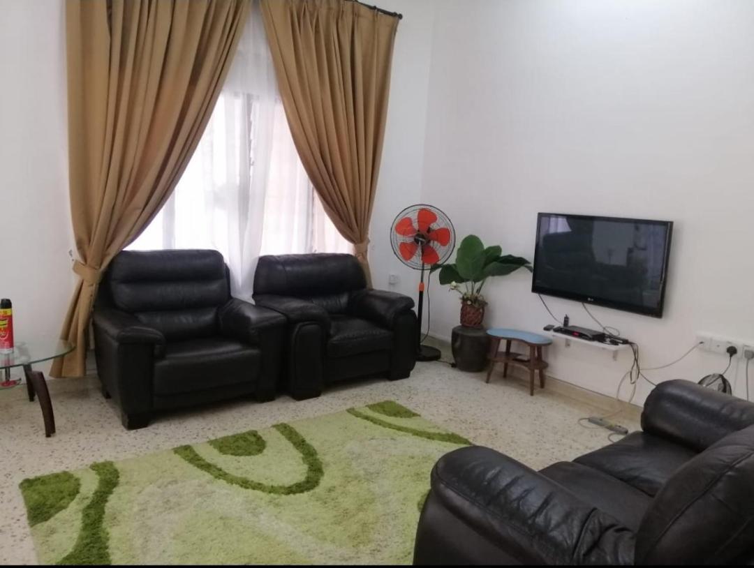 Che Na Homestay Pontian ปอนเตียนเกอชิล ภายนอก รูปภาพ